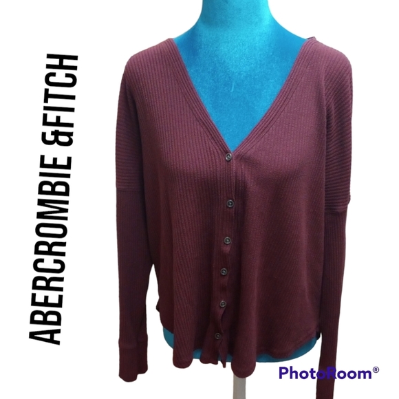 Abercrombie & Fitch Sweaters - Abercrombie & Fitch cozy cardigan size small